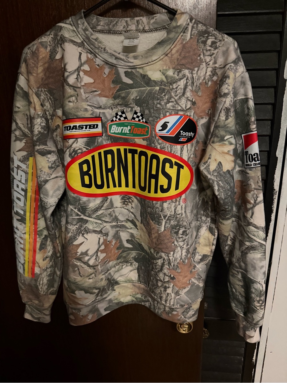 BURNT TOAST NEW CAMO CREWNECK RACER SIZE SMALL